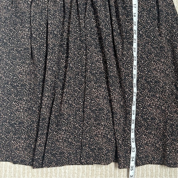 Madewell Crinkle Georgette V-Neck Babydoll Dress in Brushed Texture - Picture 16 of 16